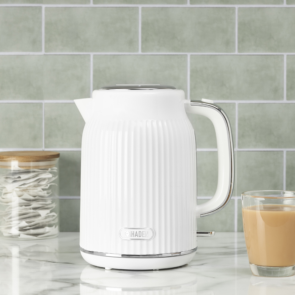 Haden York 1.7L White Kettle Image 2