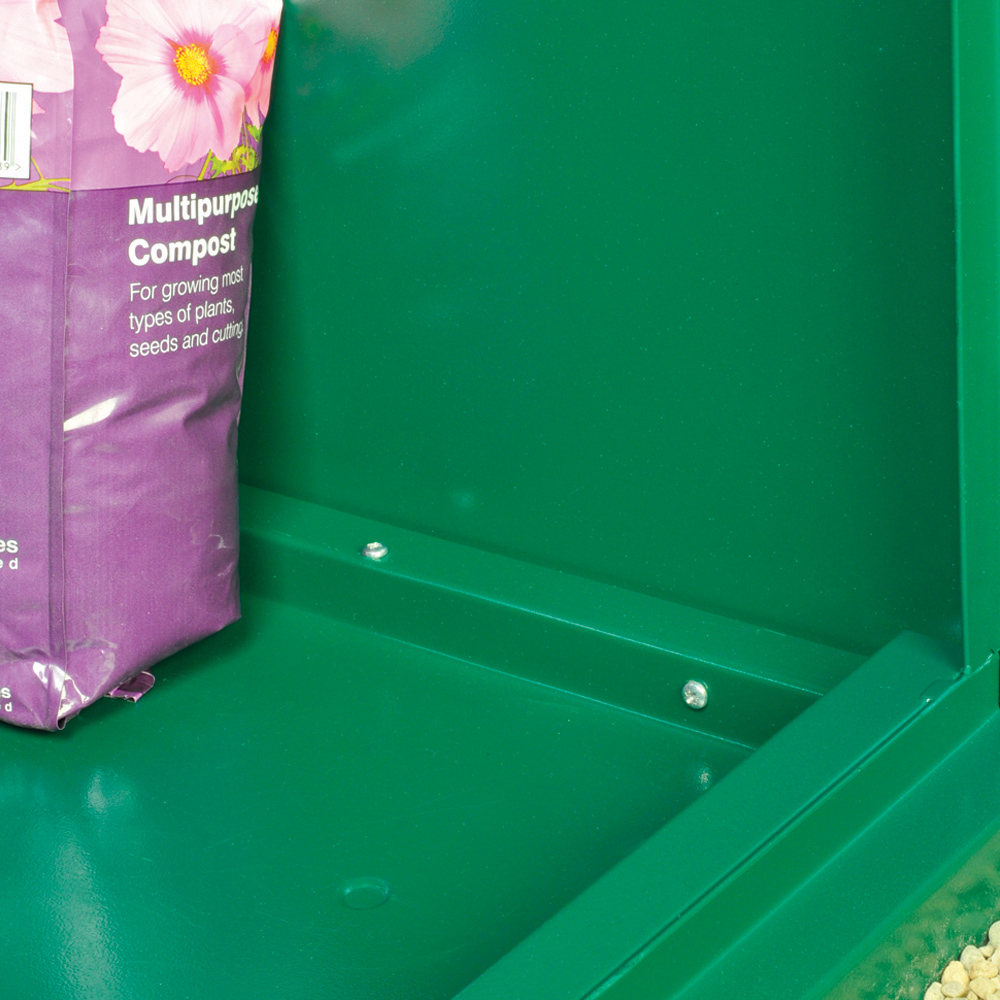 Asgard Saracen 5 x 4ft Double Door Cream High Security Apex Garden Shed Image 4