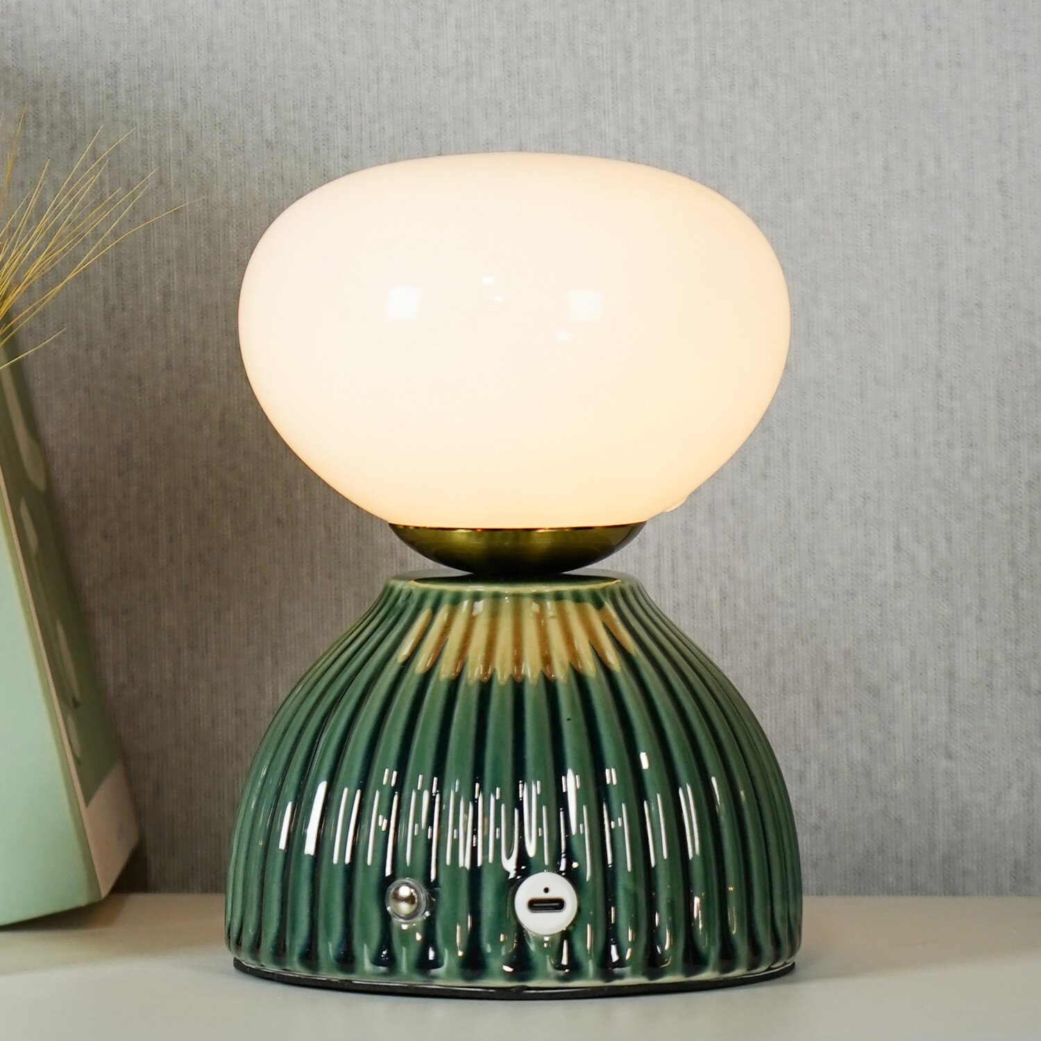 Kinzlee Rechargeable Lamp Image 2