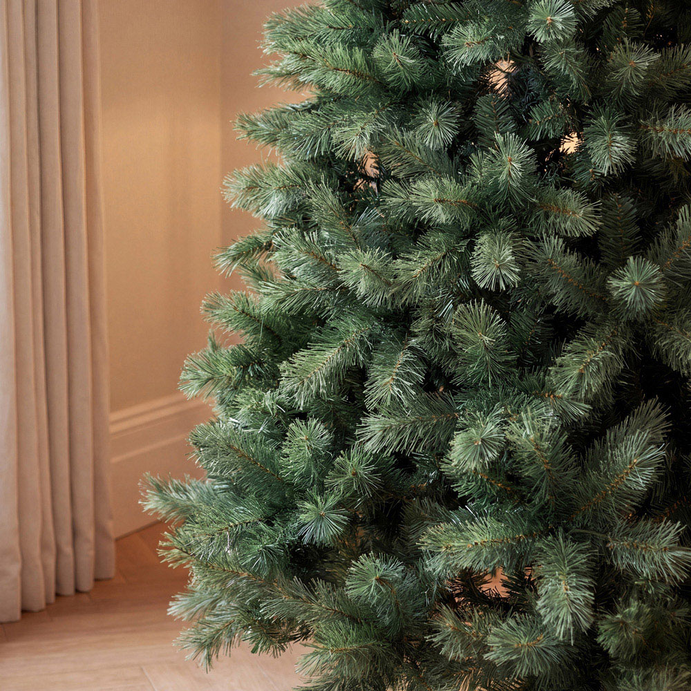Bosk Calgary Spruce Artificial Christmas Tree 7ft Image 3