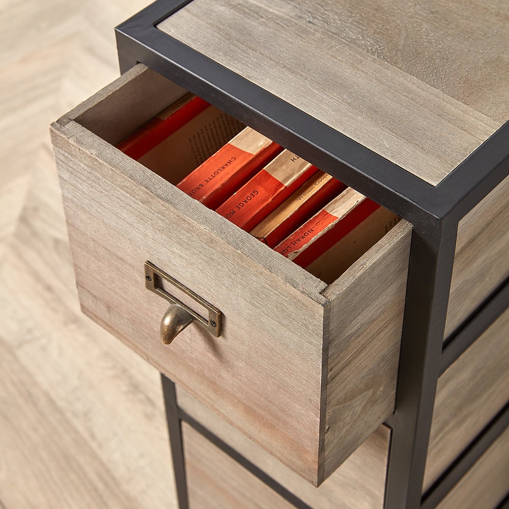 Home Source Derwent 3 Drawer Solid Wooden Chest of Drawers Image 4