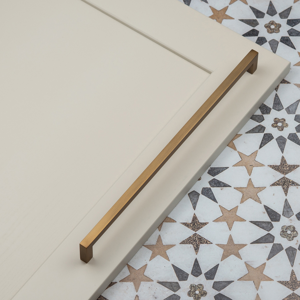 Handle & Home Antique Brass Square Handle 320mm Image 2