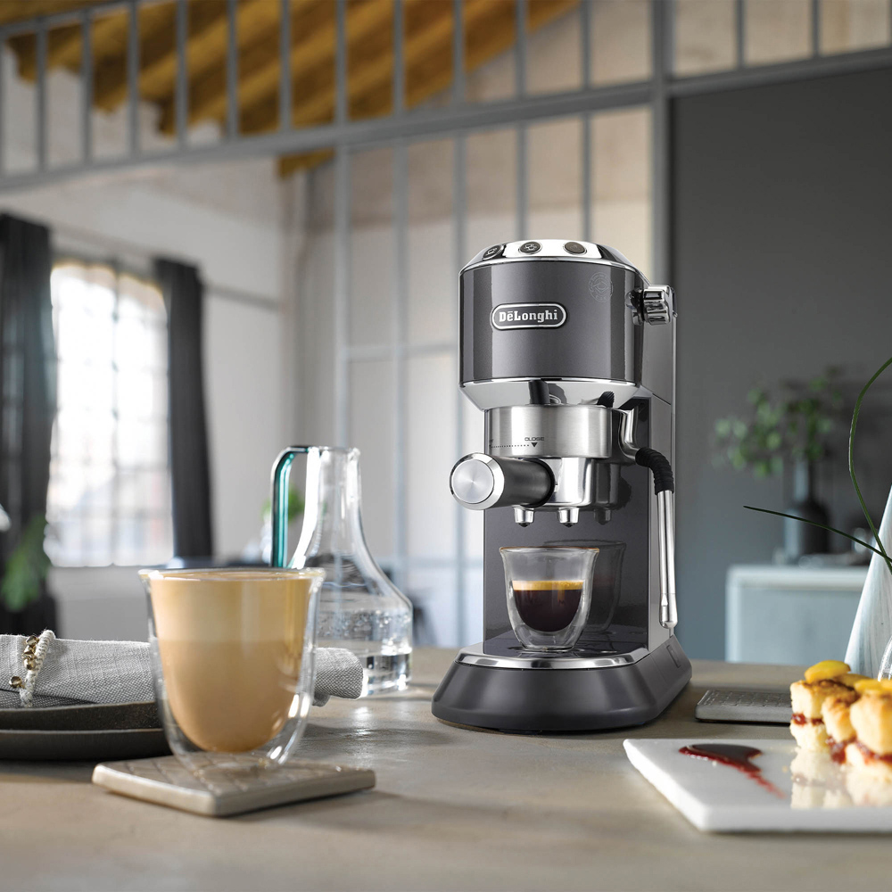 De'Longhi EC885.GY Grey Dedica Arte 1L Manual Coffee Machine Image 6