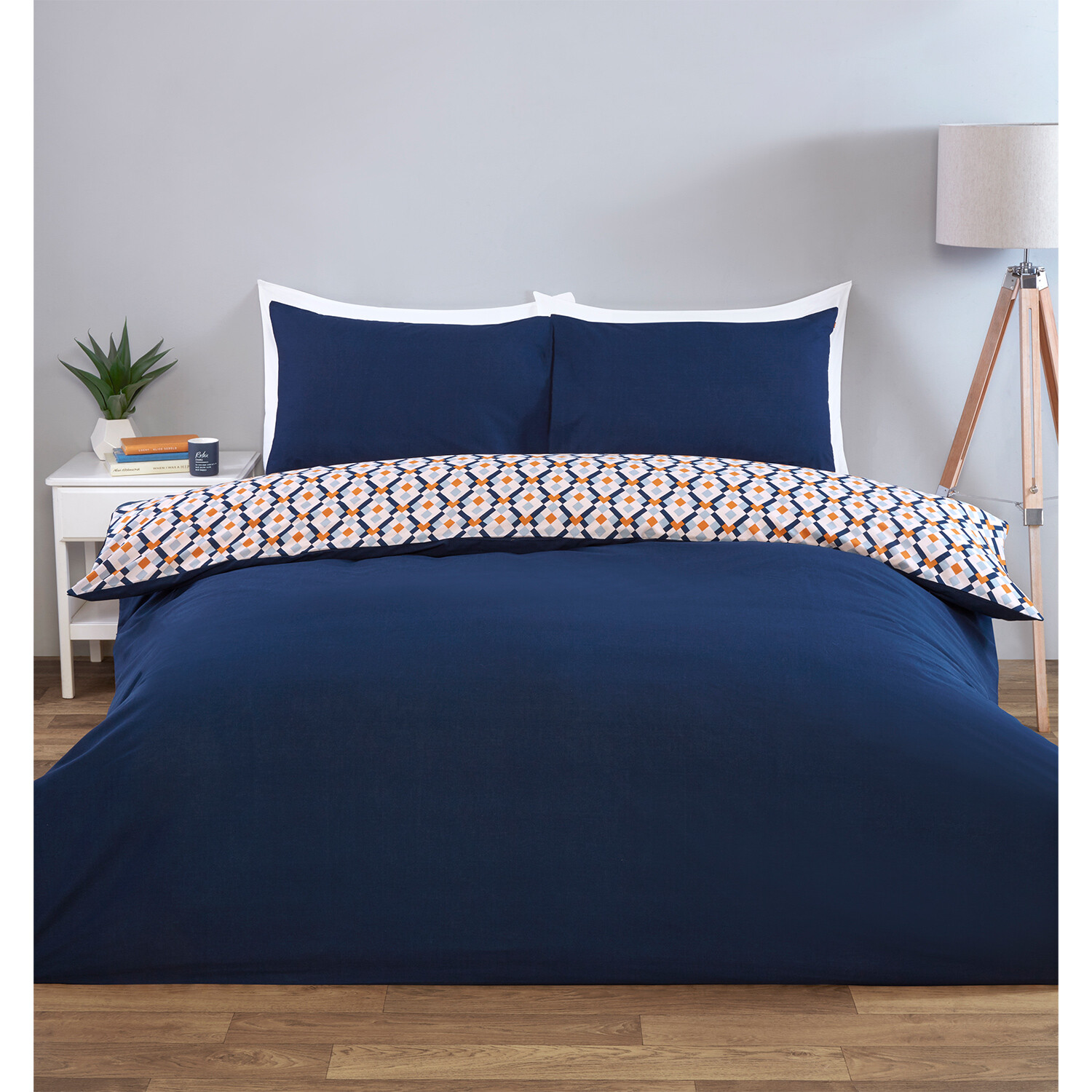 Dalton Reversible Geometric Duvet Set - Navy / Double Image 2