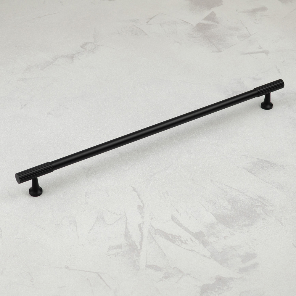 Handle & Home Matt Black Reeded Handle 320mm Image 2