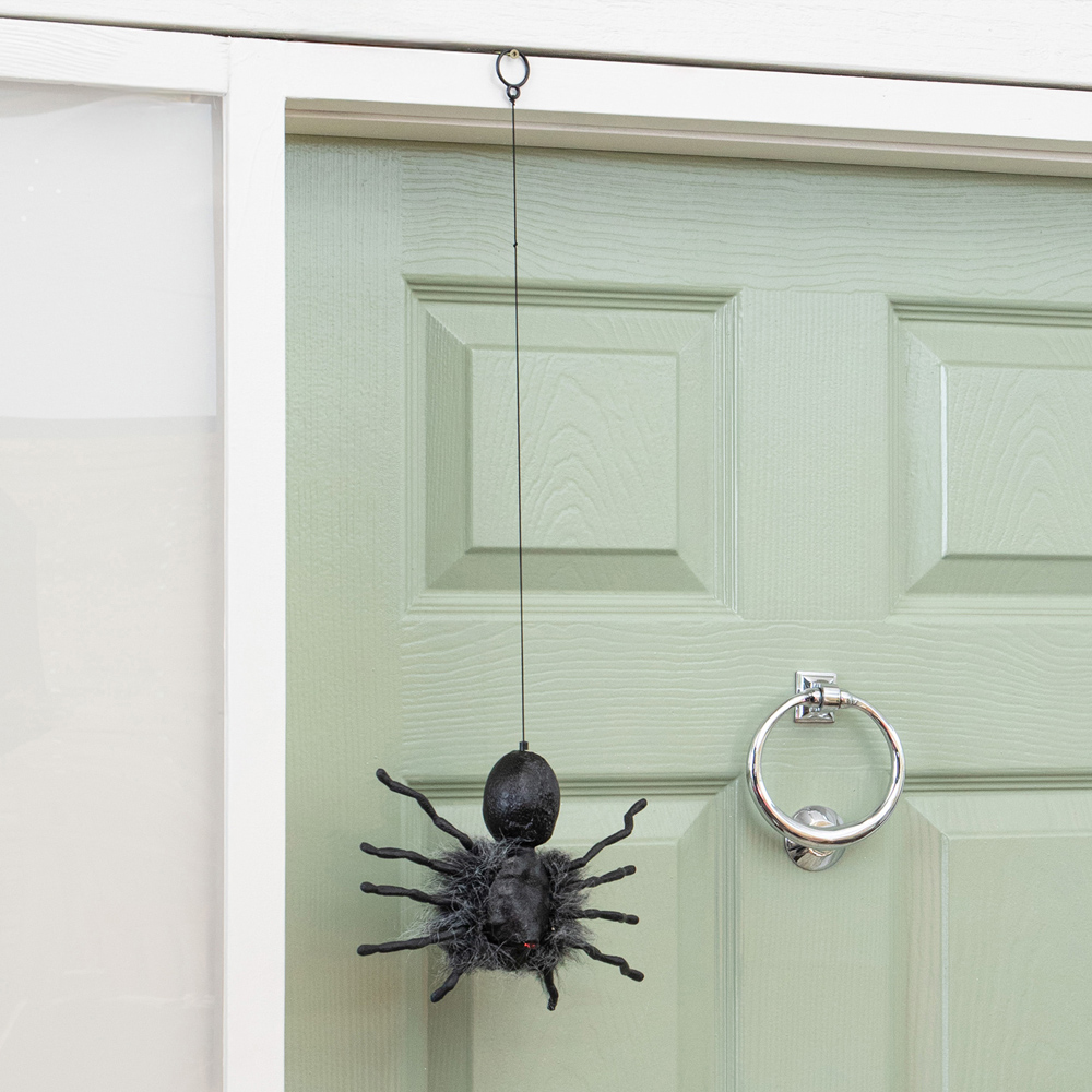 Samuel Alexander Ash Dropping Dangling Animatronic Spider Halloween Decoration 2ft 3 Pack Image 3