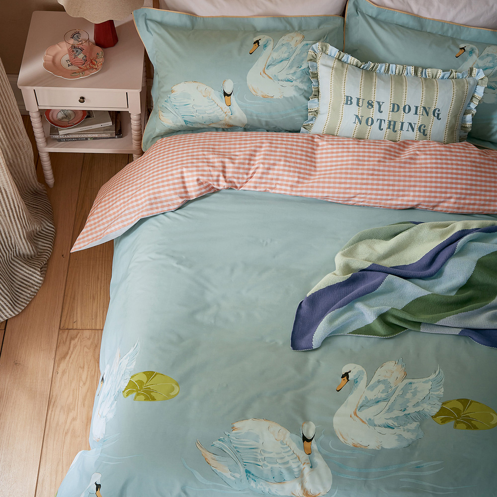 Yvonne Ellen Super King Size Aqua Sister Swans Reversible Duvet Set Image 4