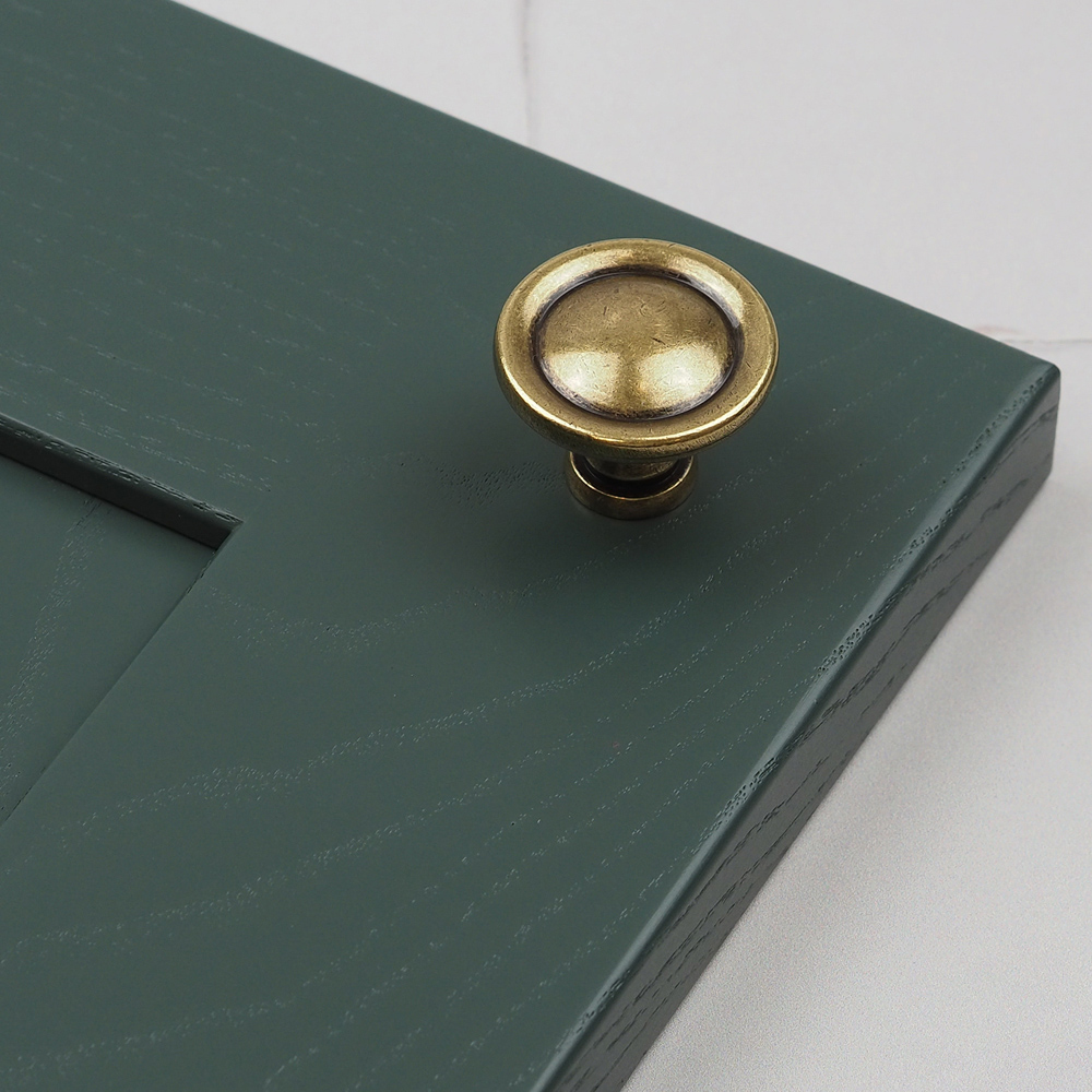 Handle & Home Antique Brass Knob 31mm Image 6