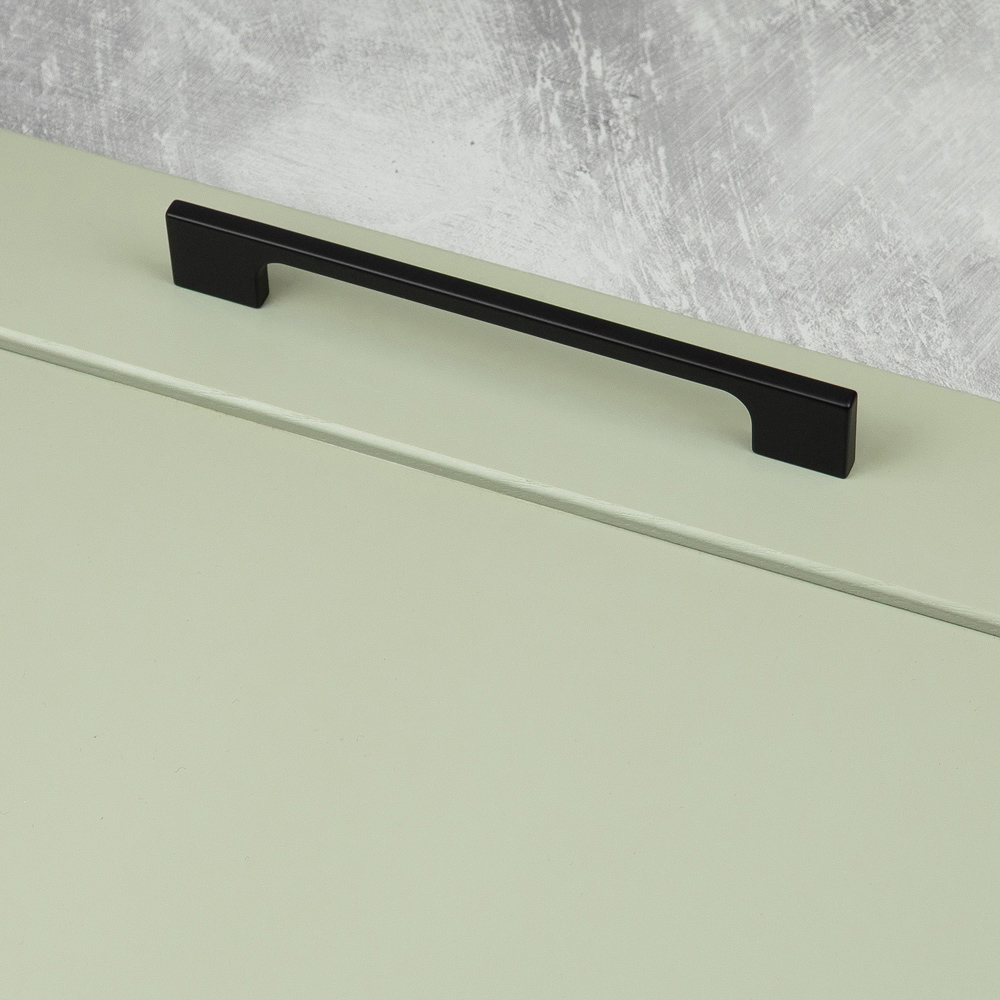 Handle & Home Matt Black Slim Handle 160mm Image 2