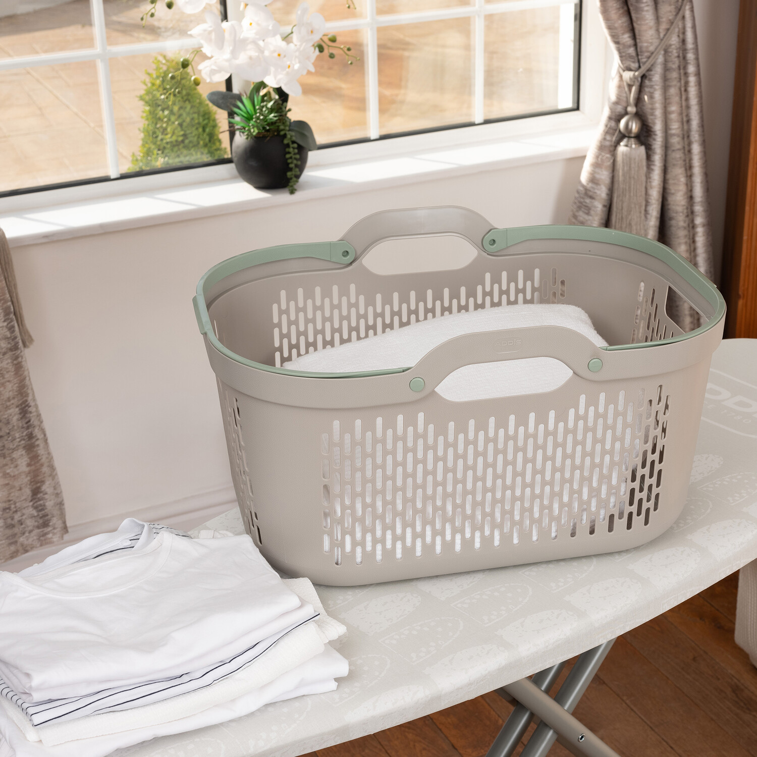Addis Signature Laundry Basket Mushroom Image 5