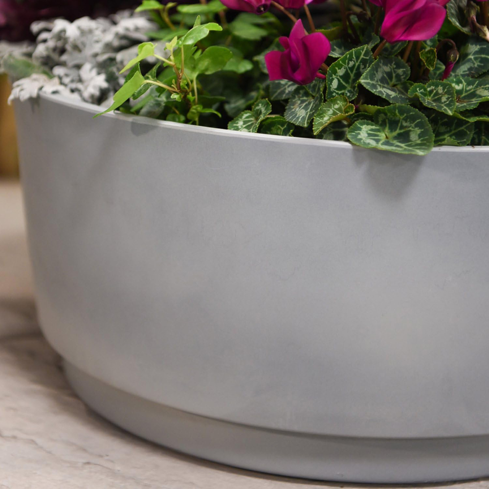 Garden Gear Concrete Caesar Bowl Planter 46 and 34.5cm 2 Pack Image 3