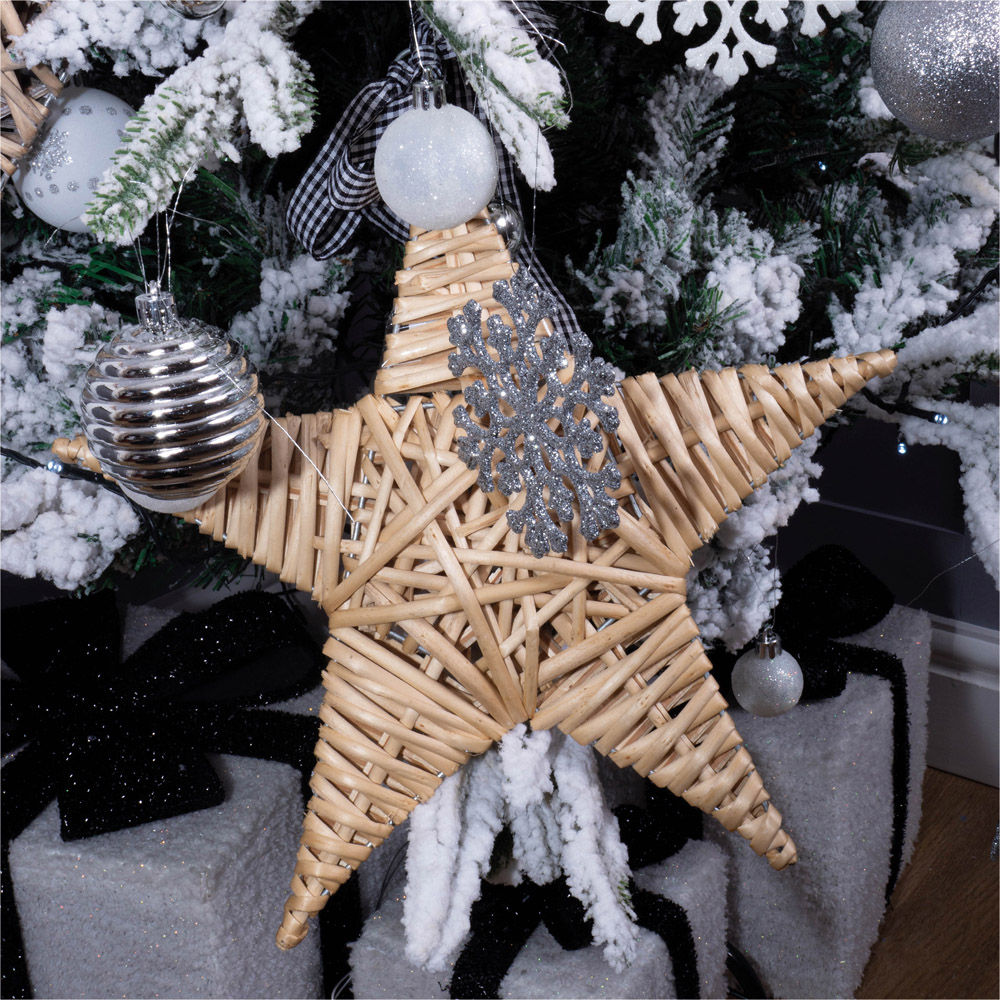 St Helens Natural Wicker Woven Willow Star Christmas Decoration Image 4