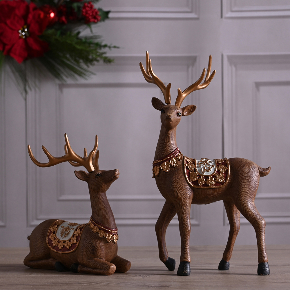 The Christmas Gift Co Sitting Reindeer Christmas Decoration Image 5