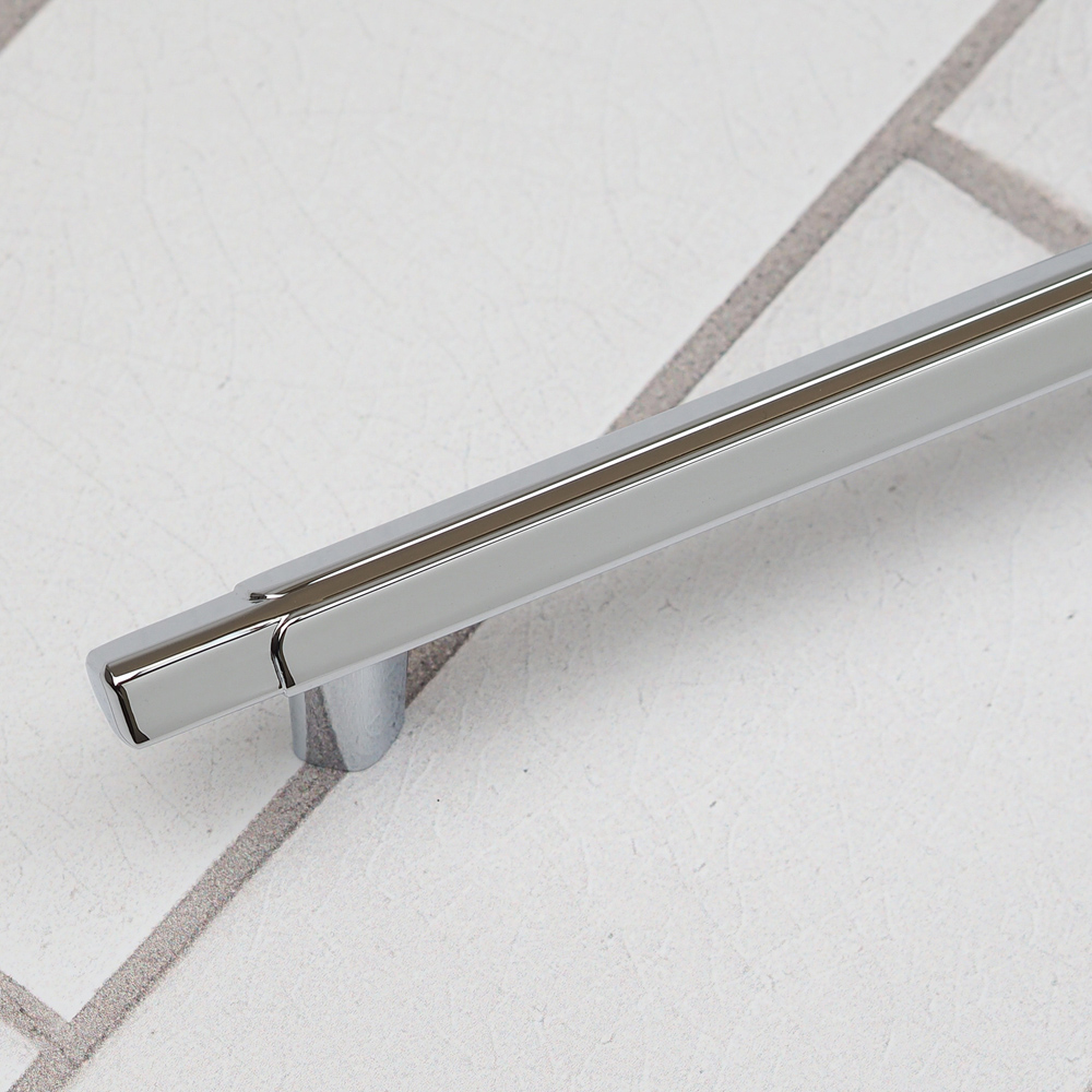 Handle & Home Polished Chrome Triangle T-Bar Handle 160mm Image 3