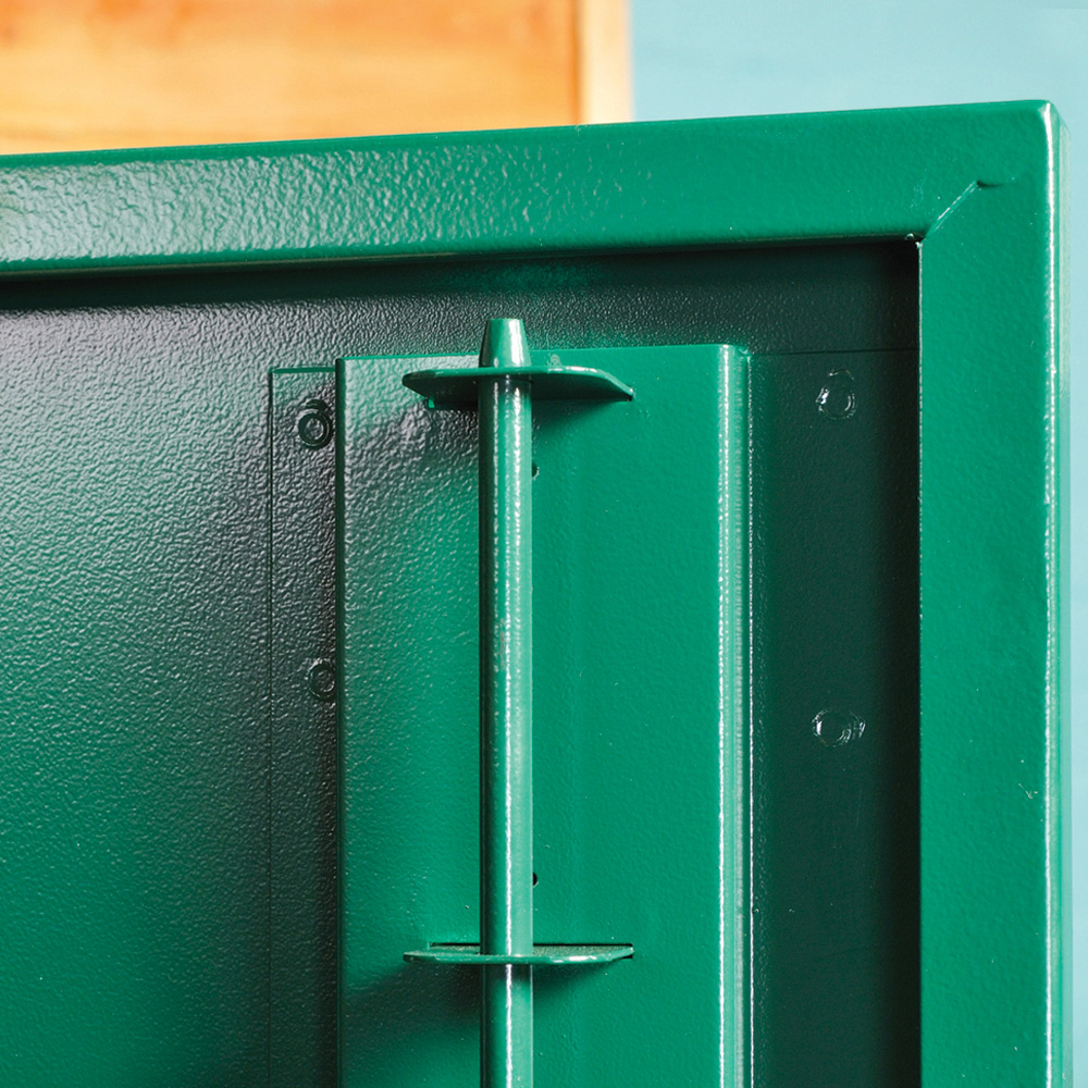 Asgard Saracen 5 x 4ft Double Door Green High Security Apex Garden Shed Image 5