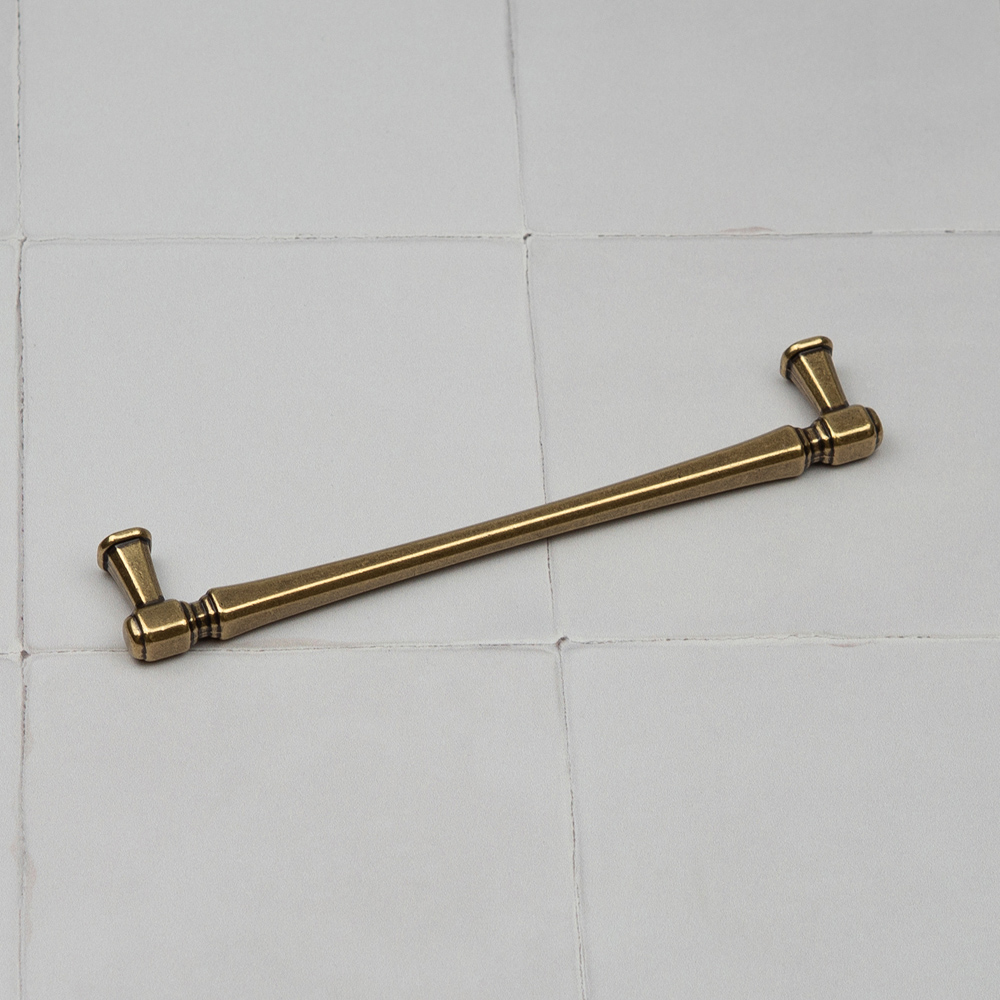 Handle & Home Antique Brass Handle 160mm Image 5