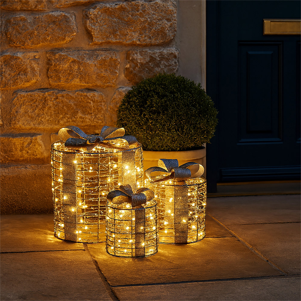 Xmas Haus Silver 100 Warm White LED Round Gift Box Christmas Decoration Set of 3 Image 2