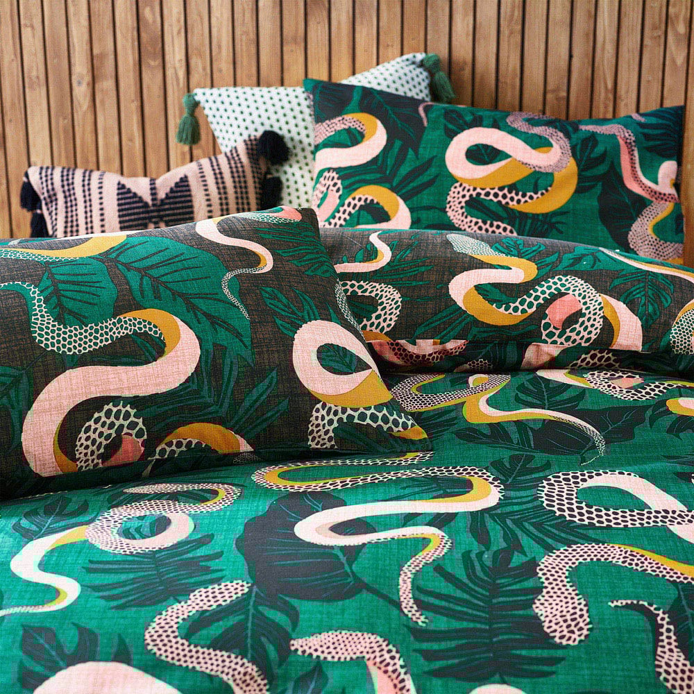 furn. Serpentine Super King Size Green Tropical Duvet Cover Set Image 3