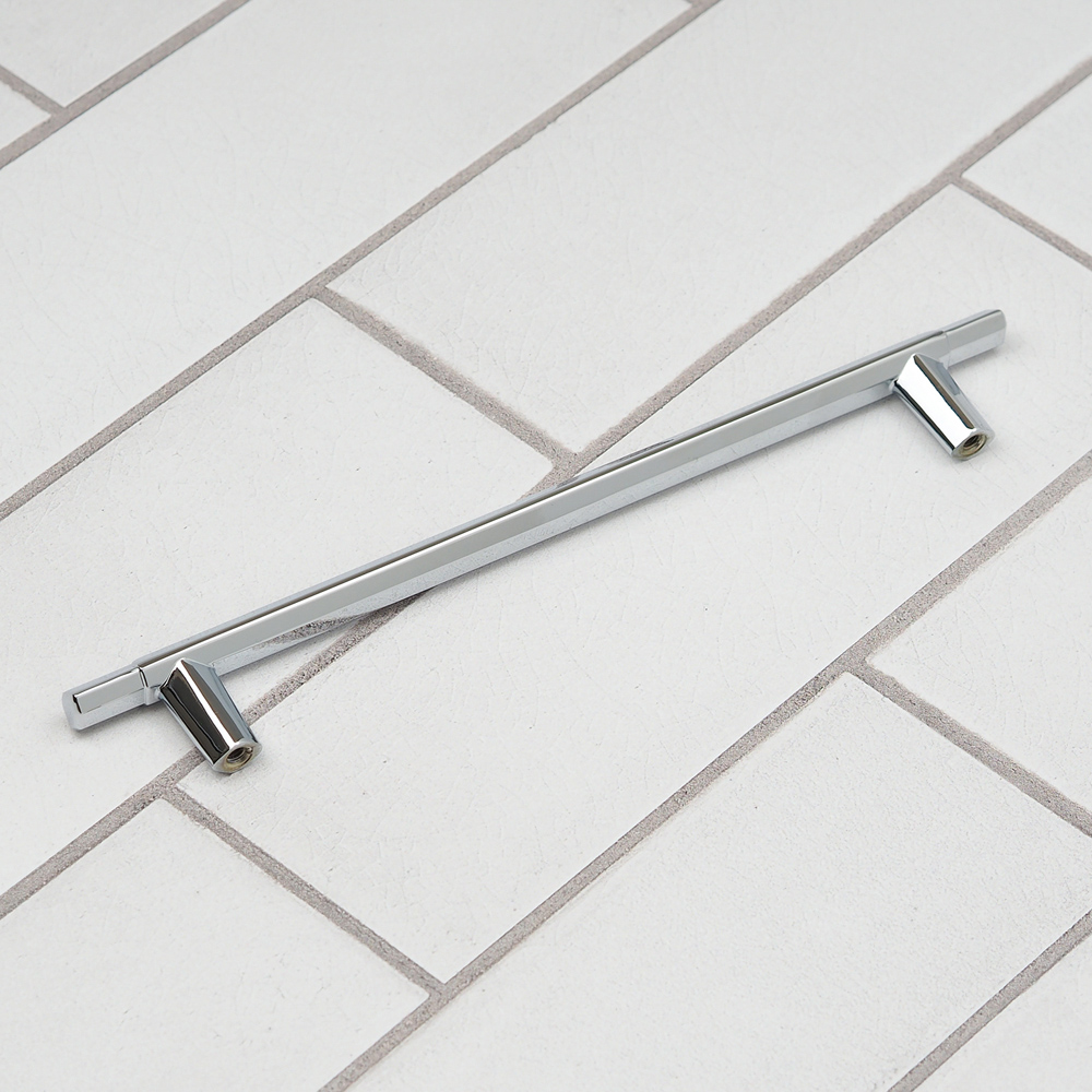 Handle & Home Polished Chrome Triangle T-Bar Handle 160mm Image 4