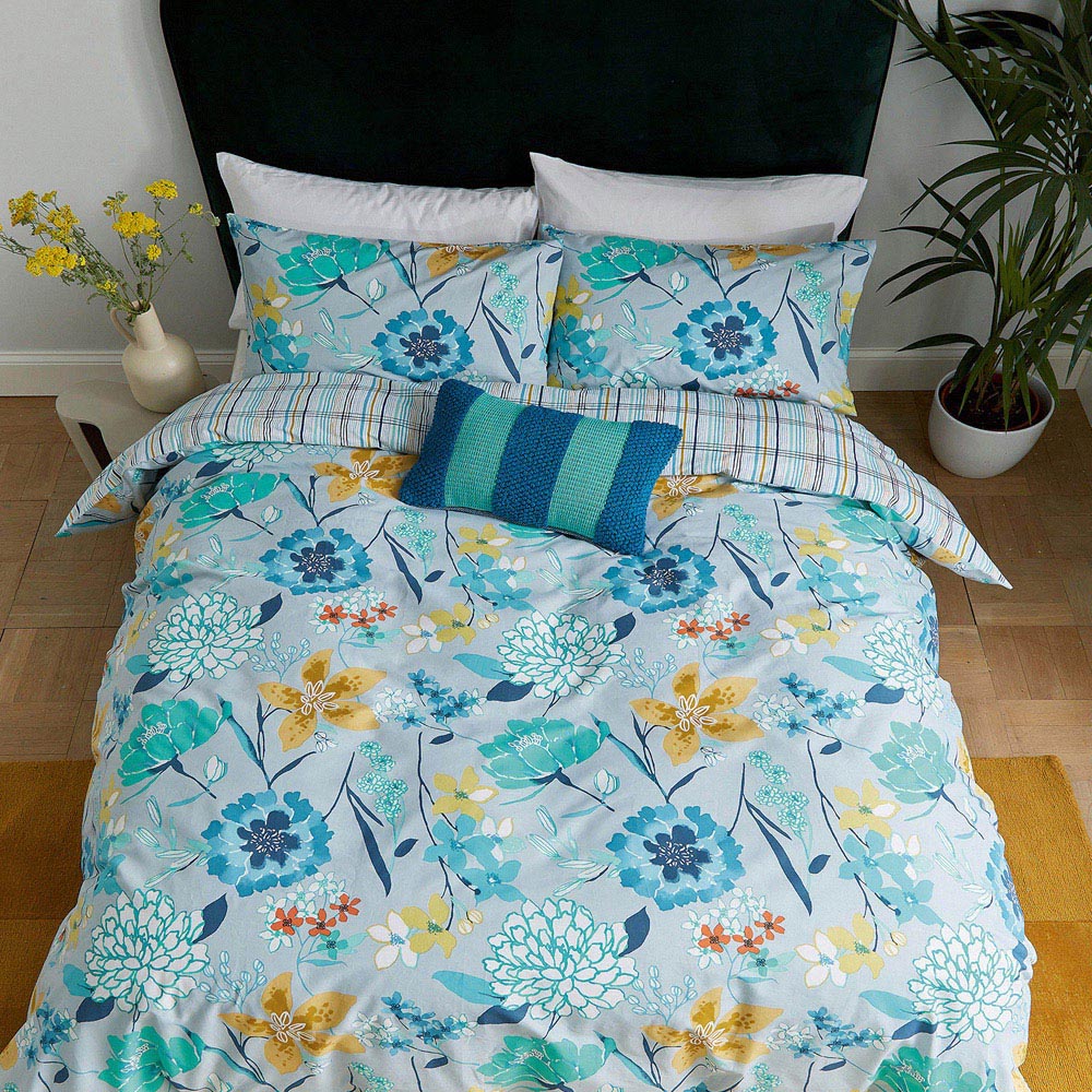 Helena Springfield Bella Super King Size Blue Duvet Set Image 3