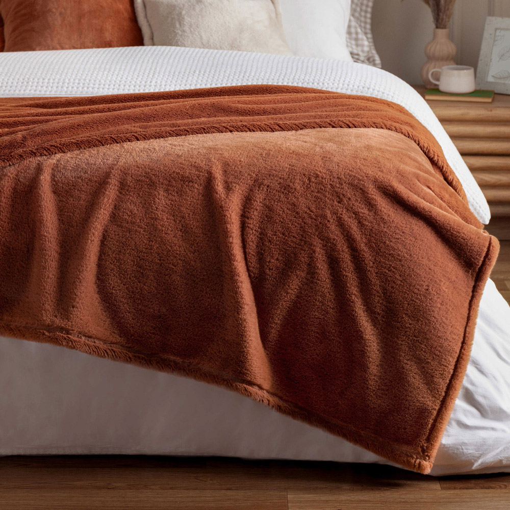 furn. Kallu Rust Double-Sided Faux-Fur Throw 130 x 180cm Image 5