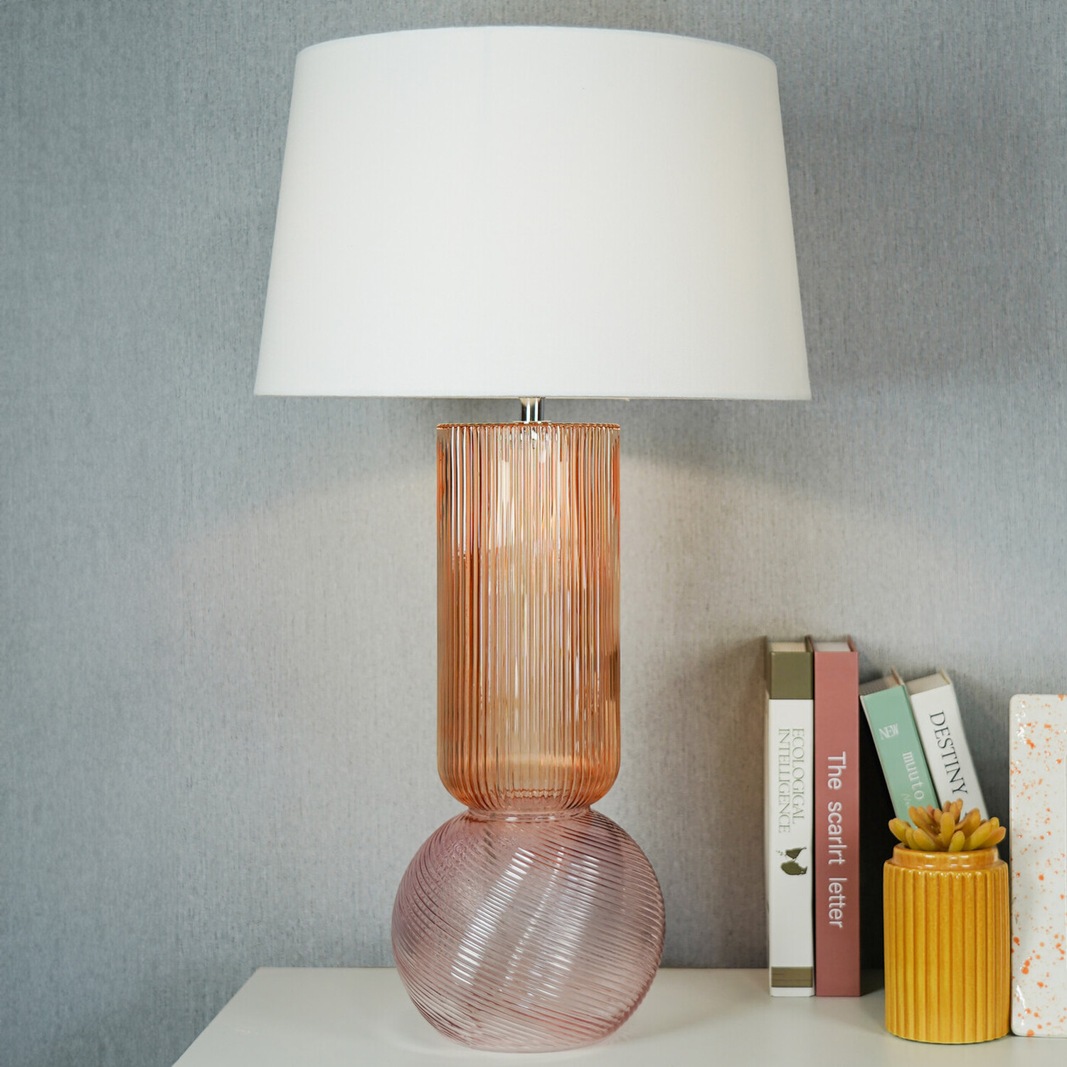Maylee Glass Table Lamp Image 3