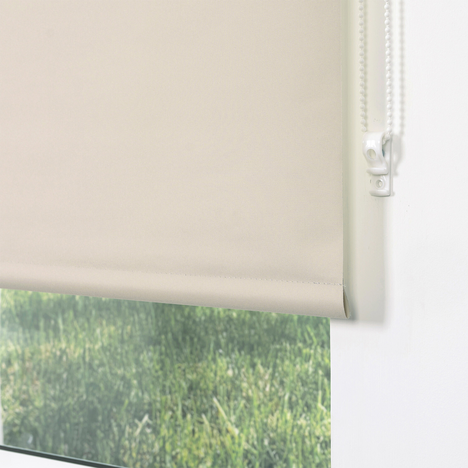 Plain Blackout Blinds - Oat / 120cm Image 3