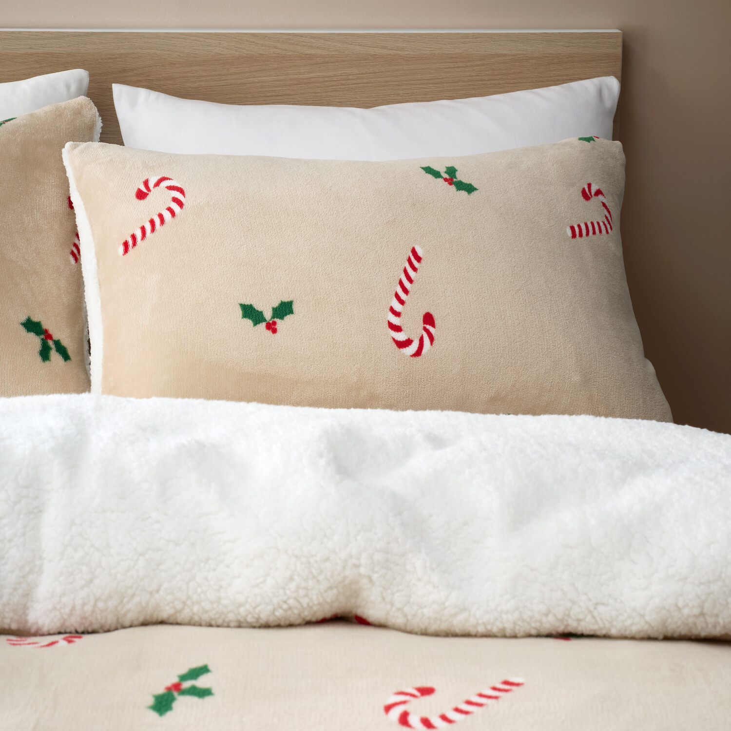 Candy Cane Fleece Duvet Set - Natural / King Image 2