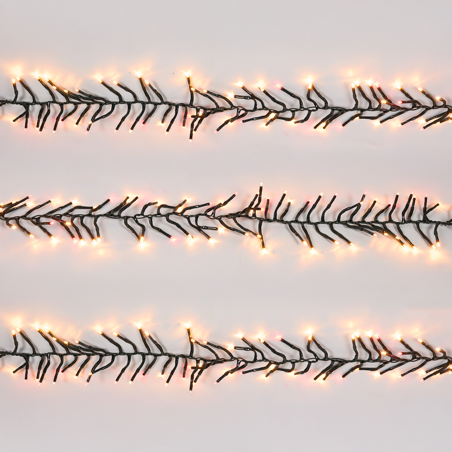 Cluster LED Light Chain Red and Gold 2000 Image 4