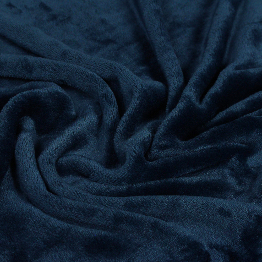furn. Harlow Midnight Fleece Throw 140 x 180cm Image 2