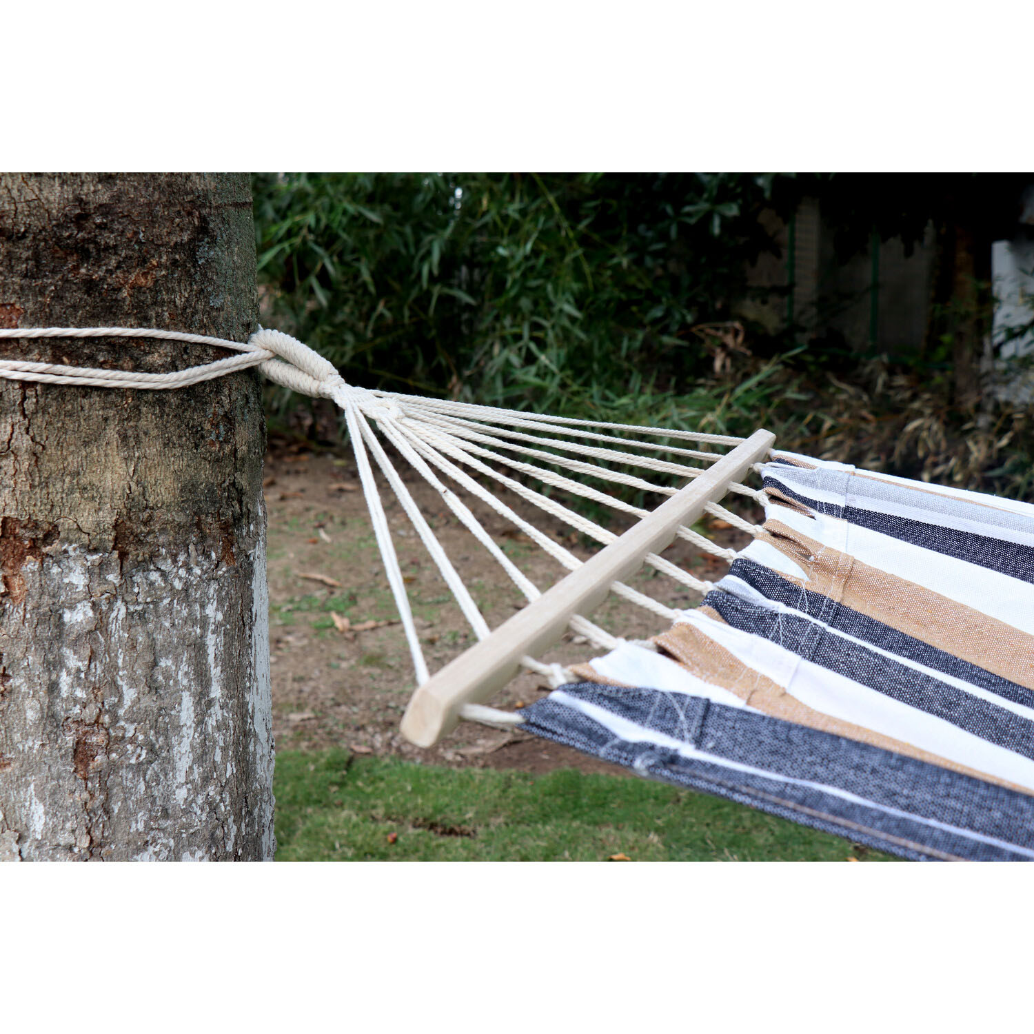 Cotton Hammock with Wooden Bar Image 4