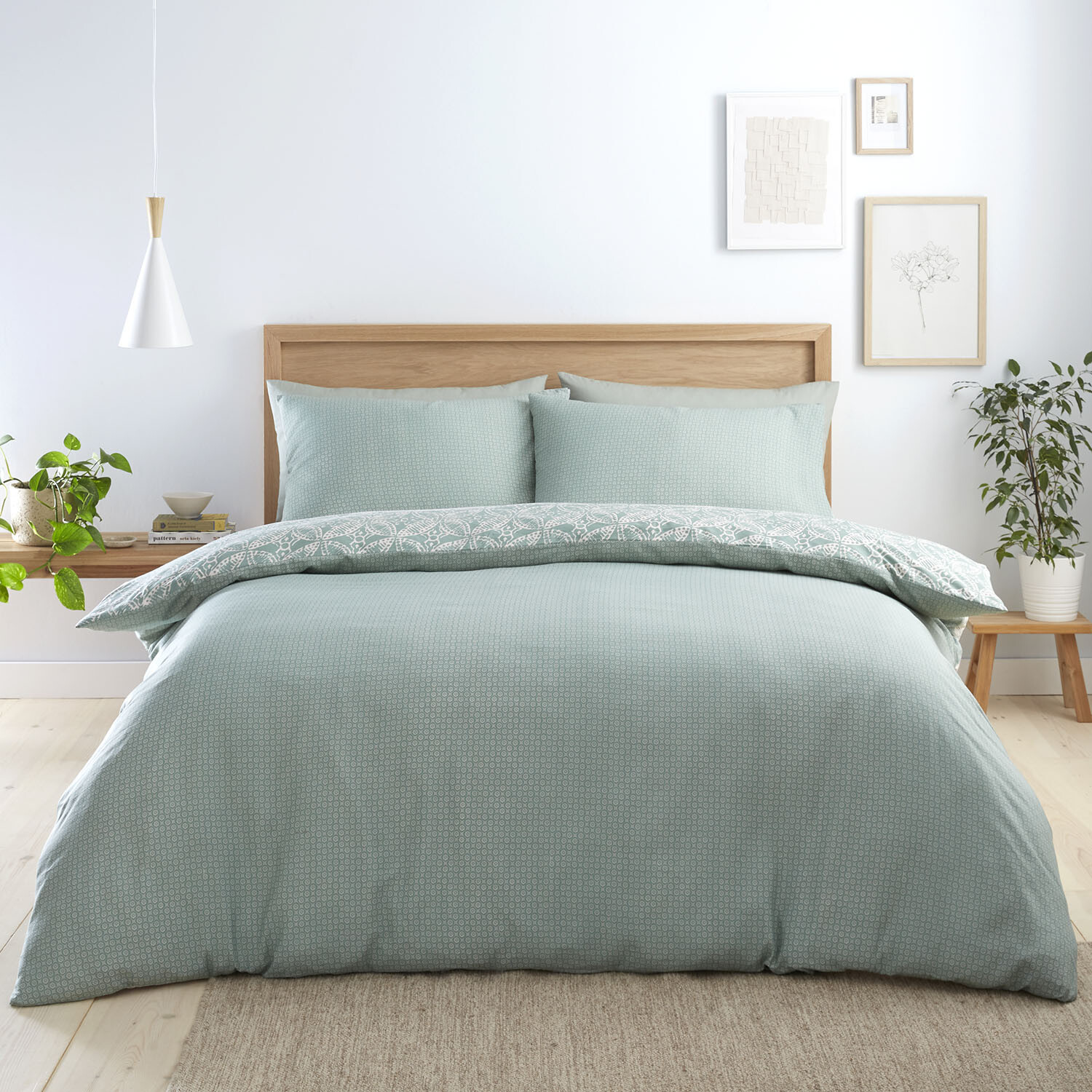 Elora Print Duvet Set Sage King Image 2