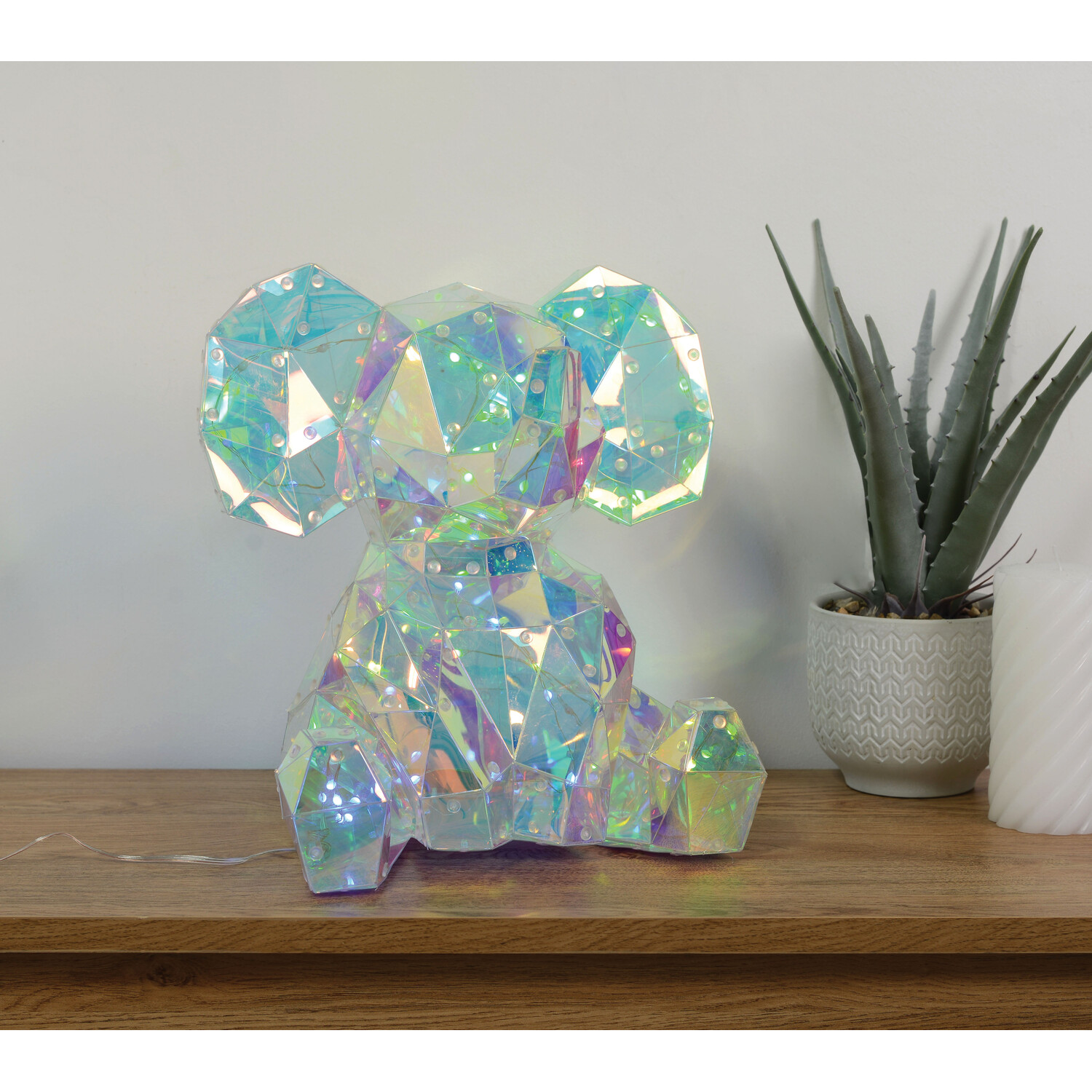 Crystal Effect Light Up Elephant Image 2