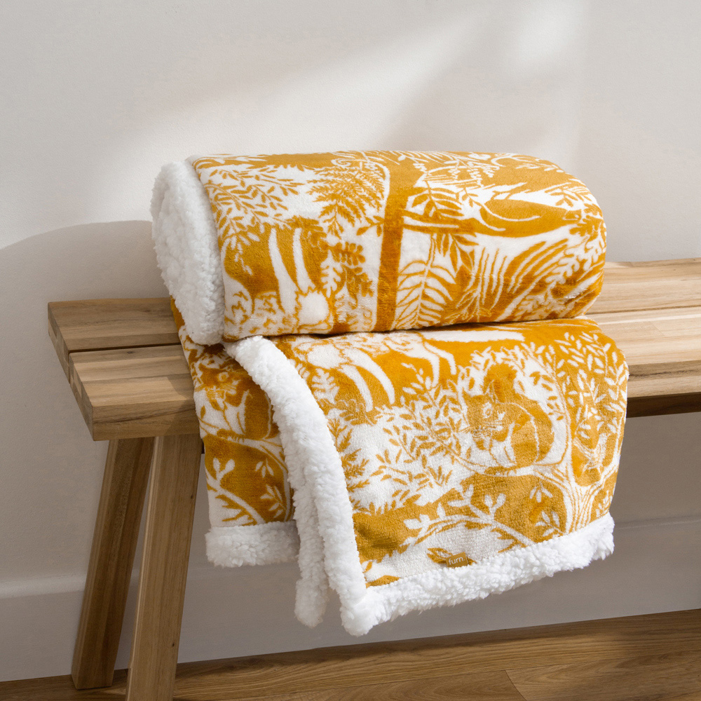 furn. Winter Ochre Woods Fleece Throw 130 x 150cm Image 2