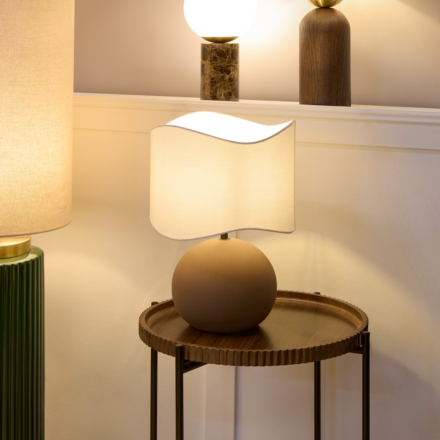 Leia Table Lamp Image 2