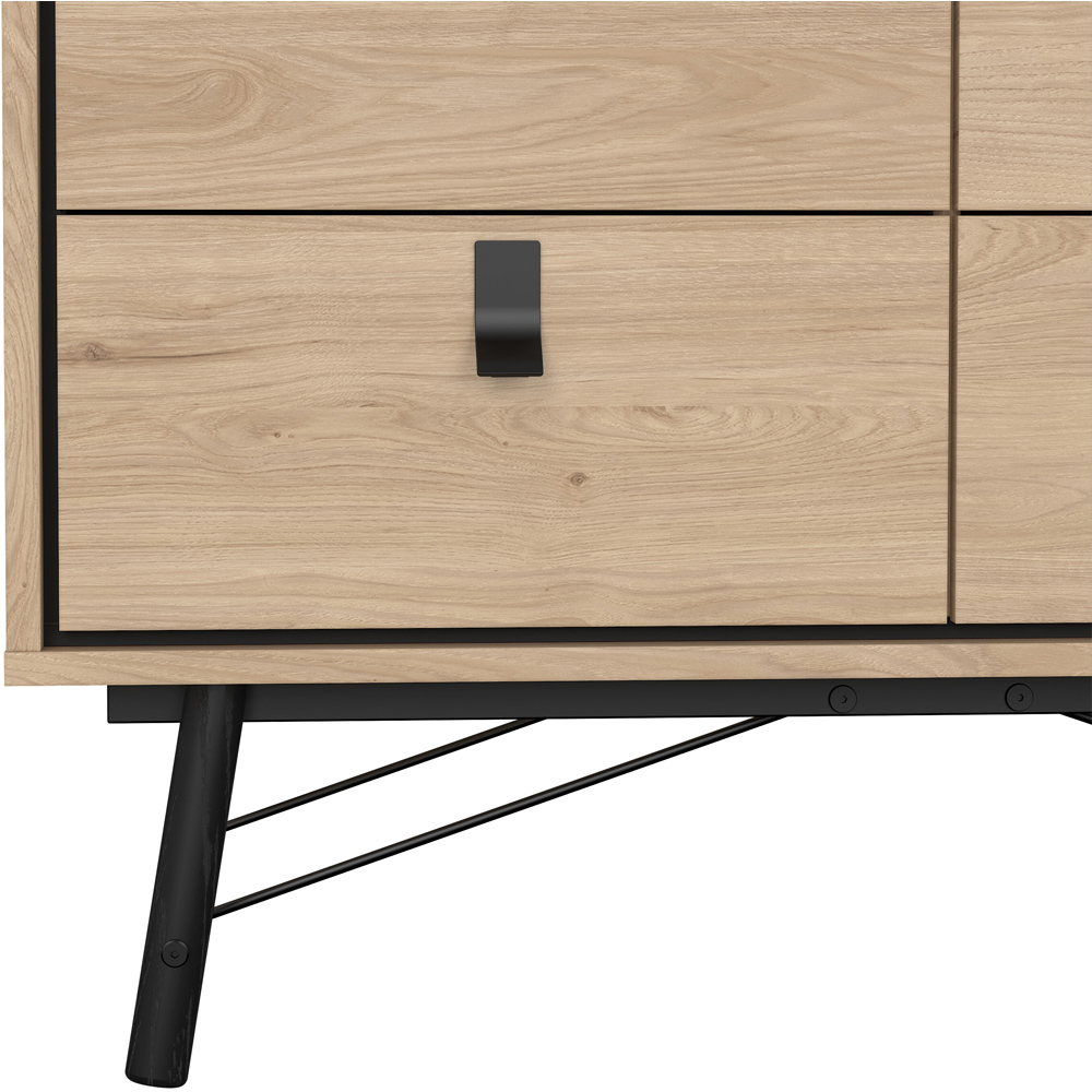 Florence Ry 6 Drawer Jackson Hickory Oak Chest of Drawers Image 6