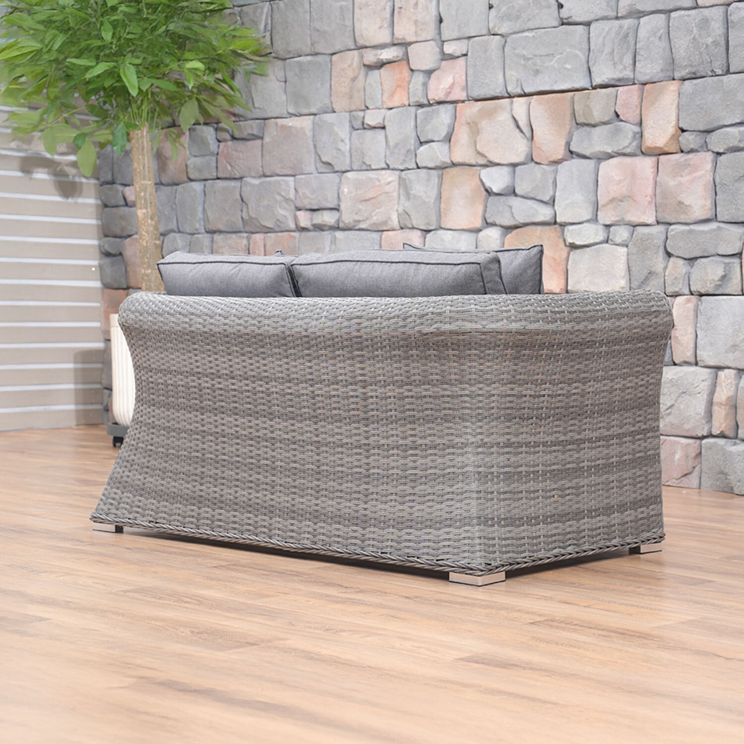 New England Sofa - Grey / 2 Image 2