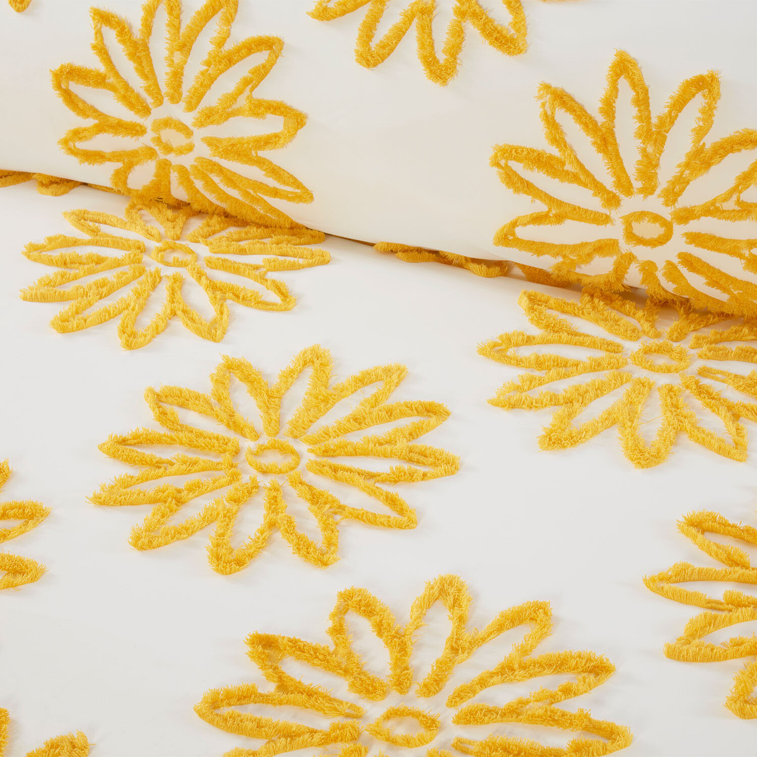 Alyssa Tufted Duvet Set Ochre and White / King Image 3