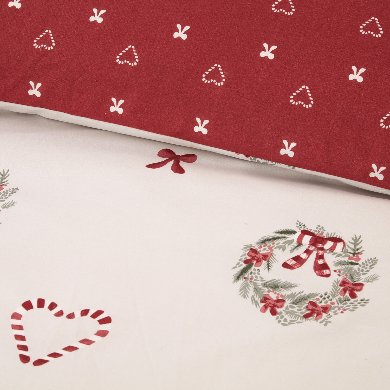 Love at Christmas Duvet Set Red King Image 4