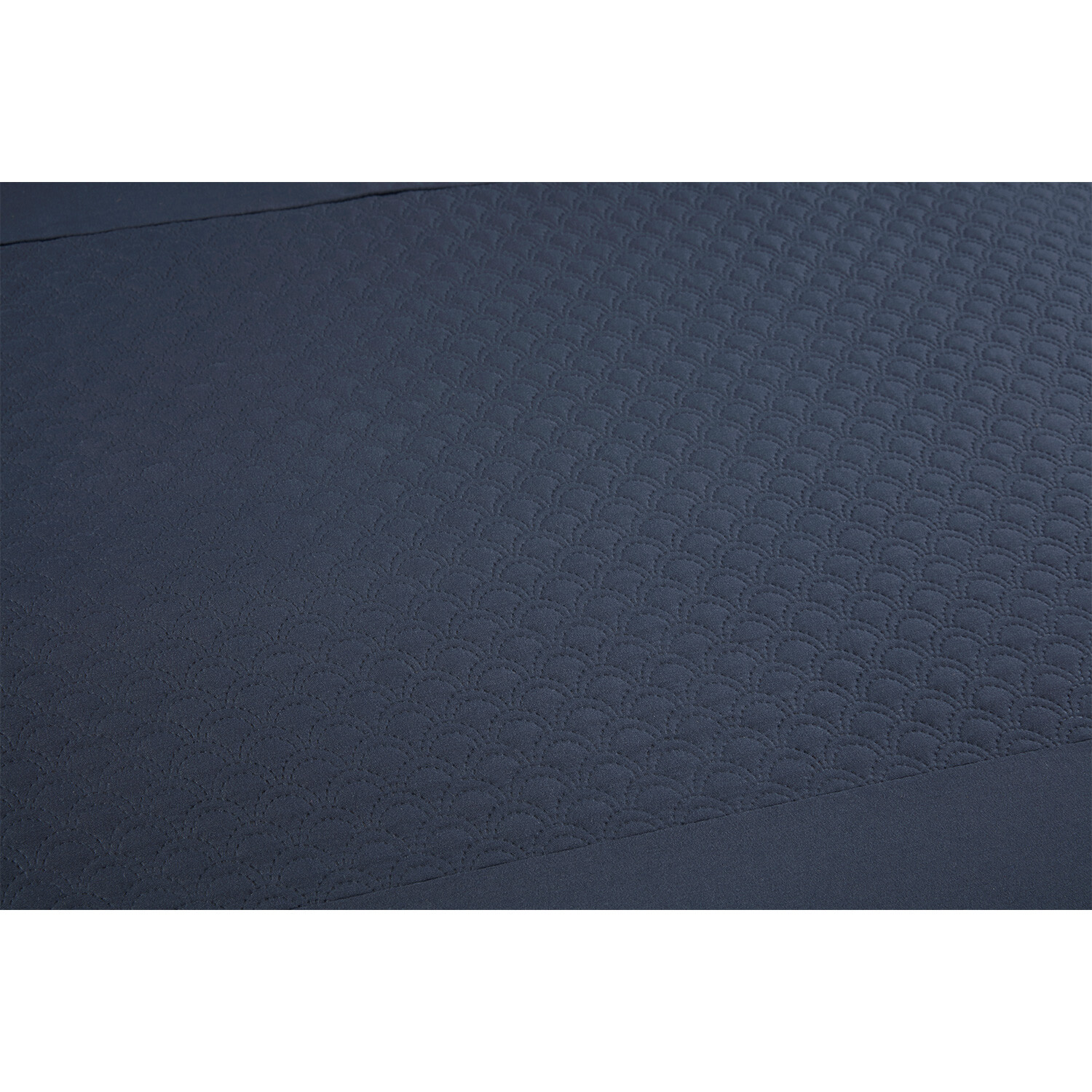 Manhattan Pinsonic Duvet Cover and Pillowcase Set - Navy / King Image 3