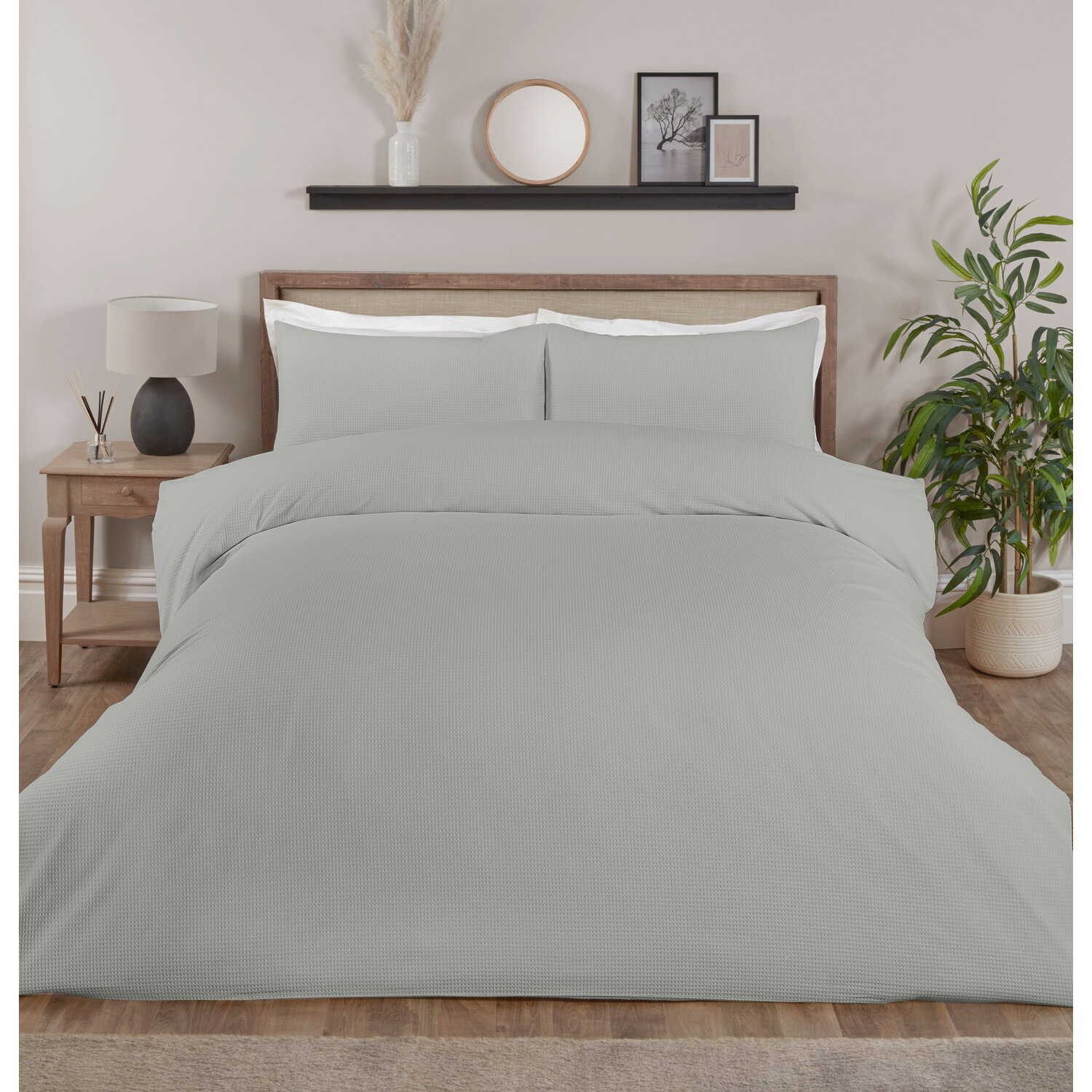 Divante Belgravia King Size Silver Waffle Duvet Set Image 1