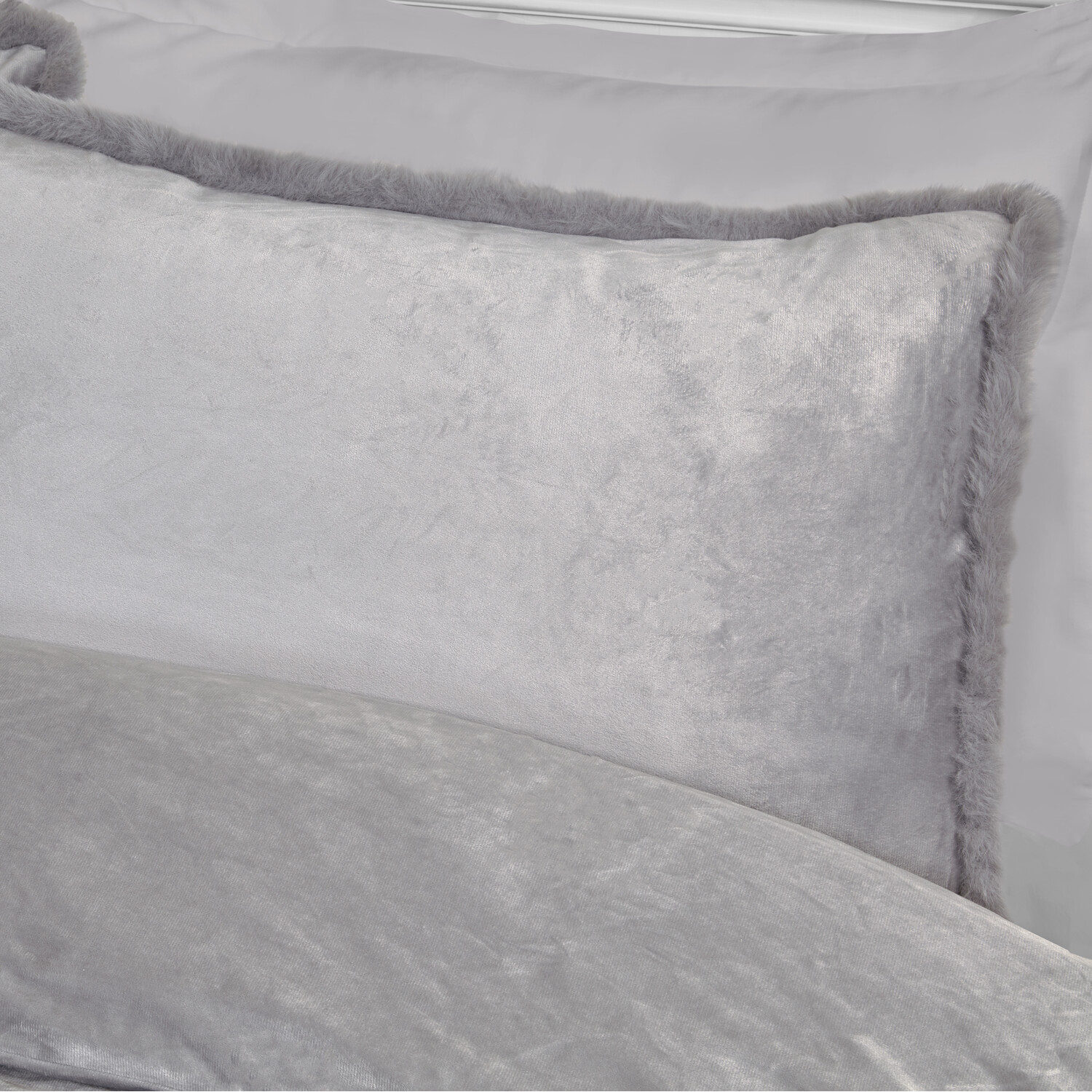 Selena Velvet Duvet Set Grey Superking Image 2