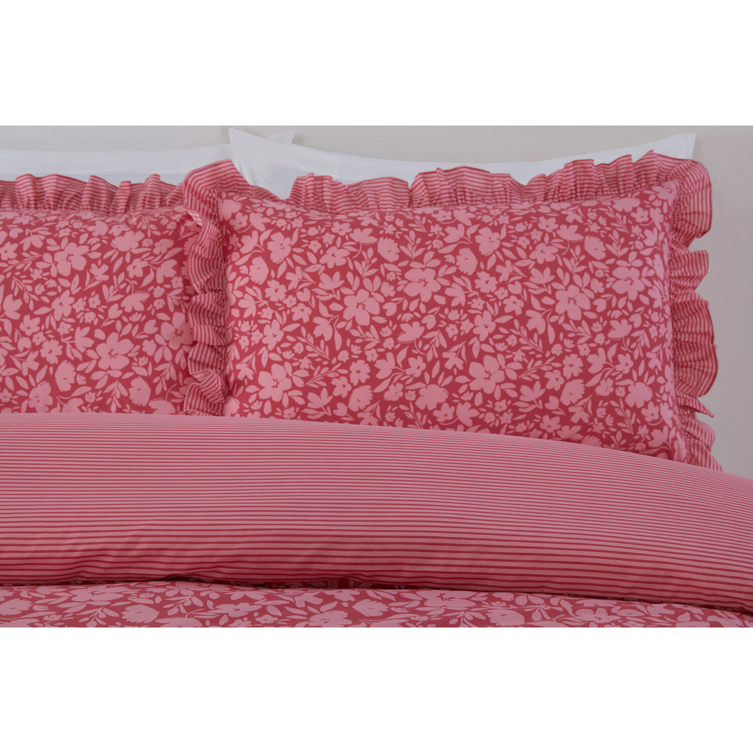 Isla Floral Duvet Set - Pink / Superking Image 5