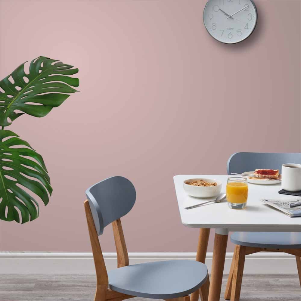 Wilko Walls & Ceilings Raspberry Meld Silk Emulsion Paint 2.5L Image 4