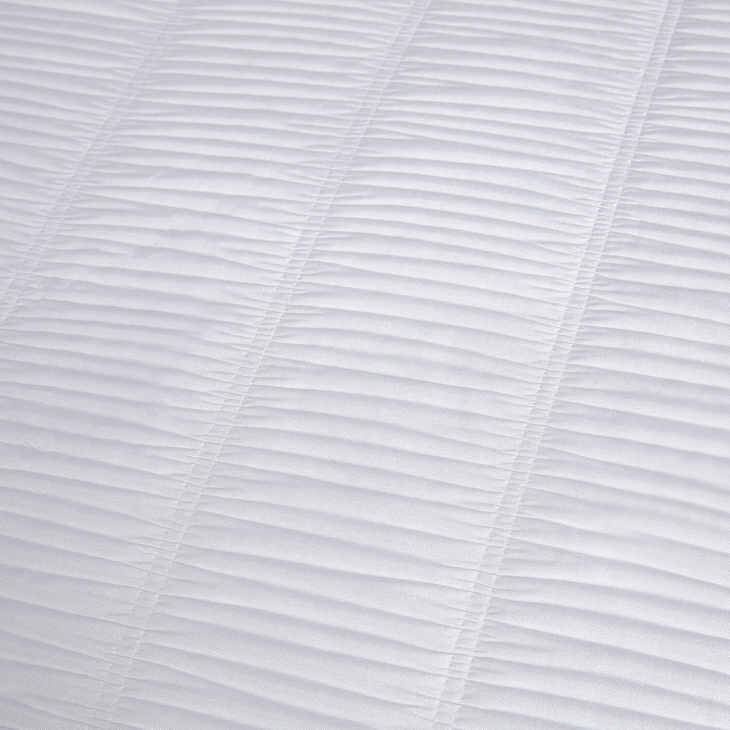 Cassie Crinkle Stripe Textured Duvet Set  - White / Superking Image 4