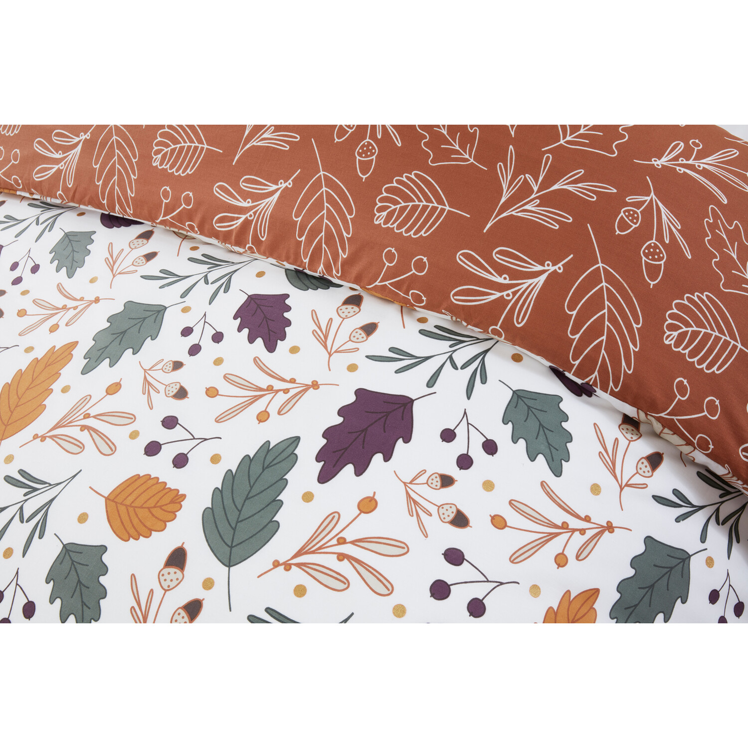 Autumnal Leaves Duvet Cover and Pillowcase Set - Rust / Superking Image 5