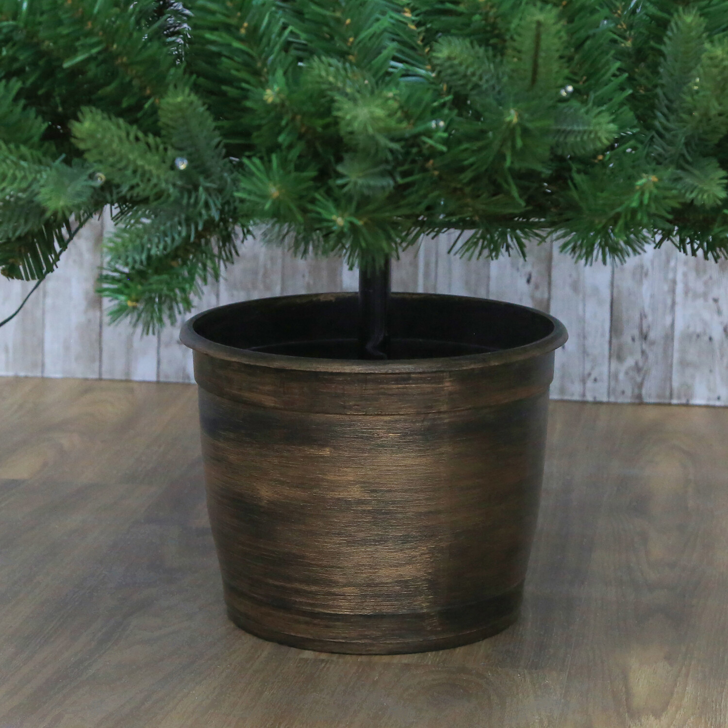 Clarence Spiral Tree 6.5ft Image 8