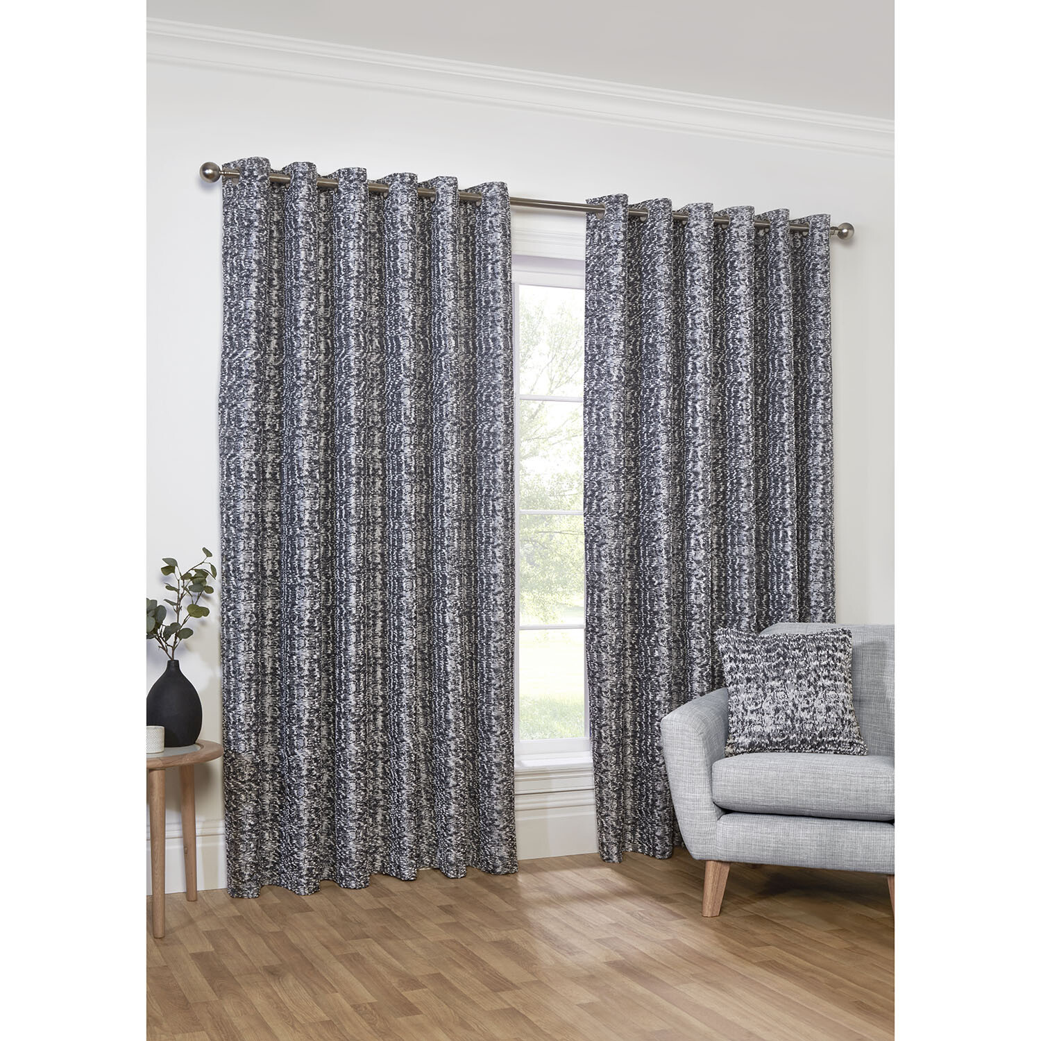 Maison Eyelet Curtain - Charcoal / 168cm / 137cm Image 2