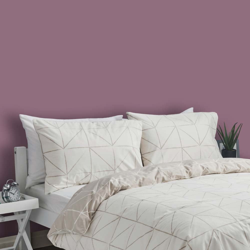 Wilko Walls & Ceilings Dusky Amethyst Matt Emulsion Paint 2.5L Image 5