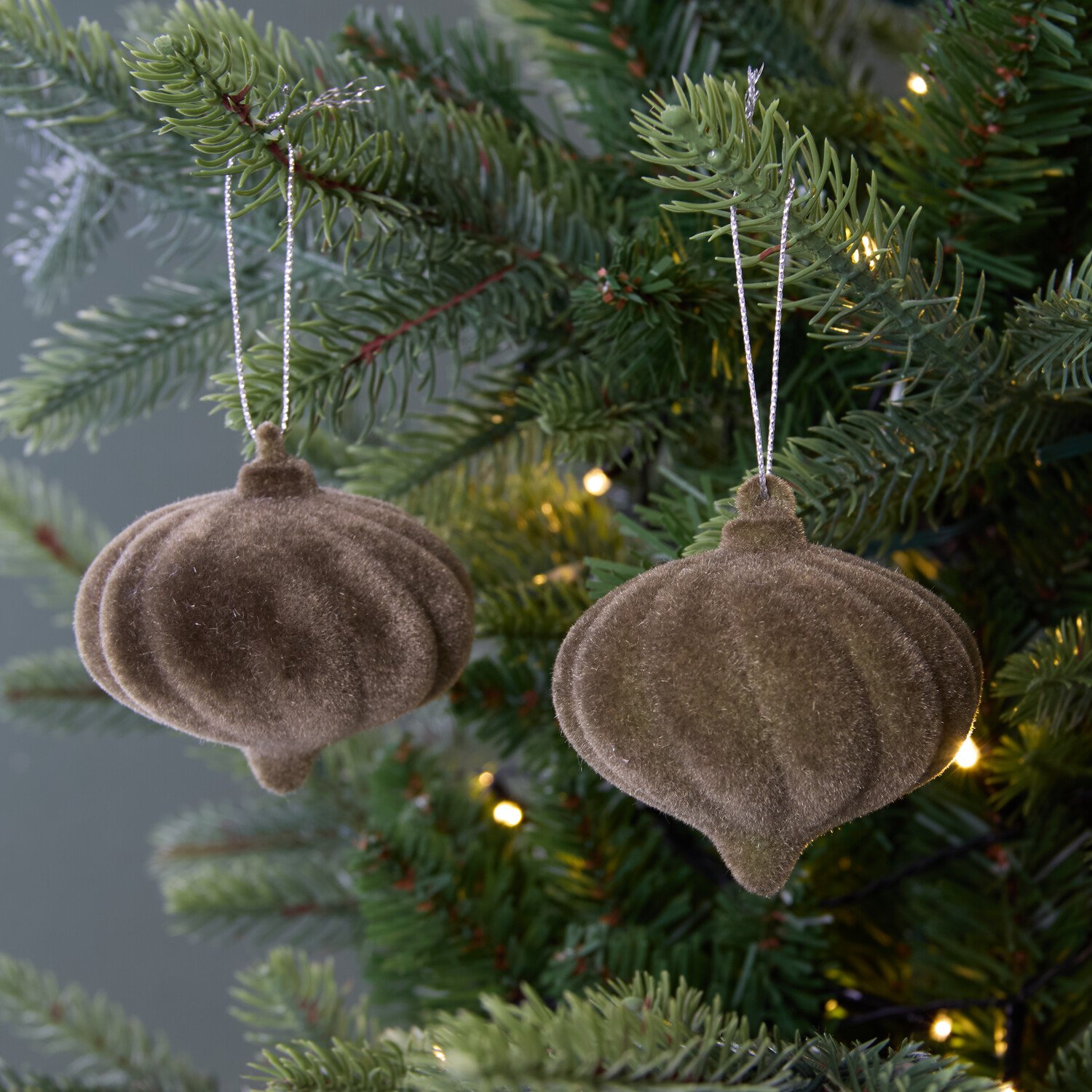 Set of 2 Flocked Onion Baubles Image 4